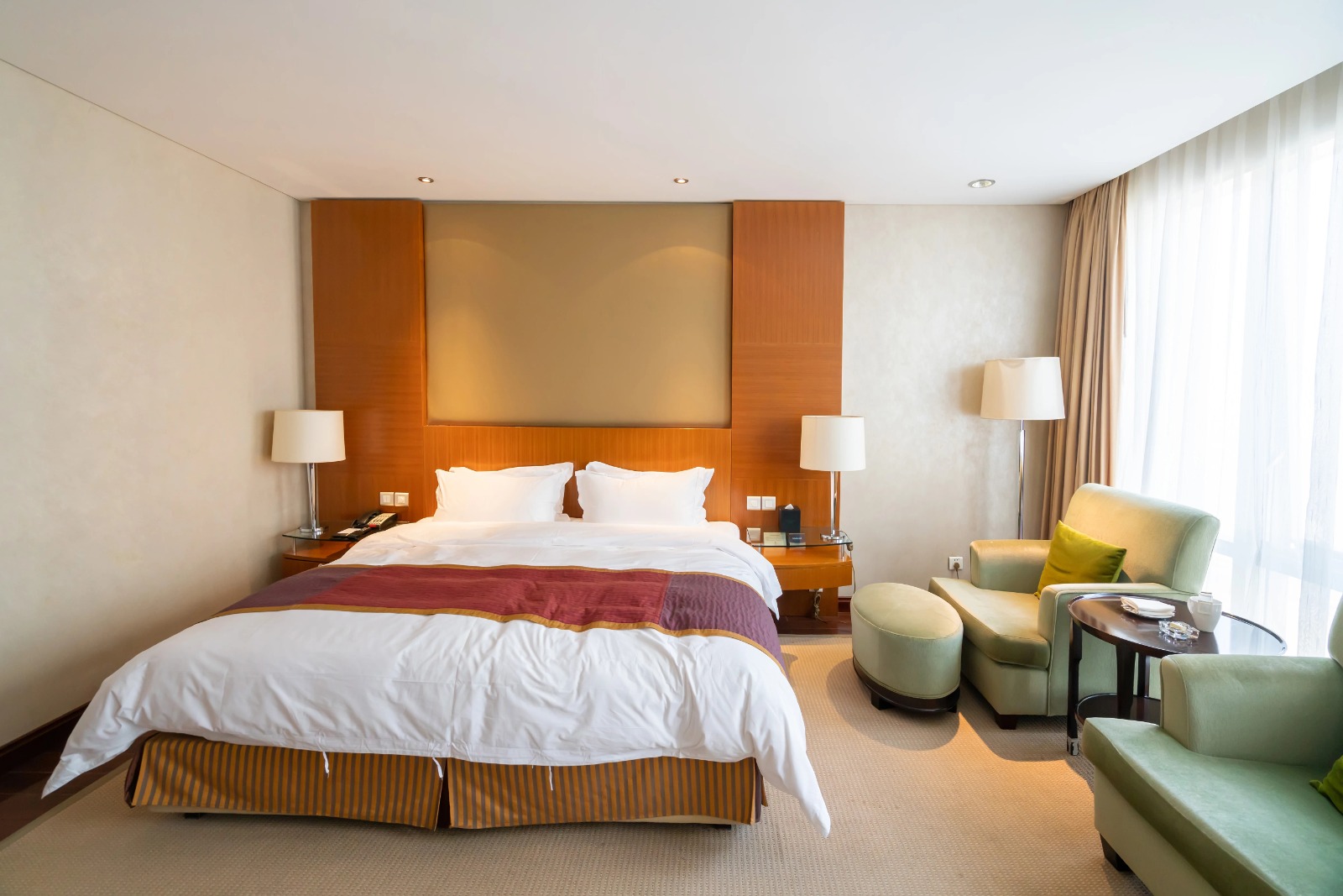 Why Hotels in Edappally Near Lulu Mall Make Your Kochi Trip Easier 