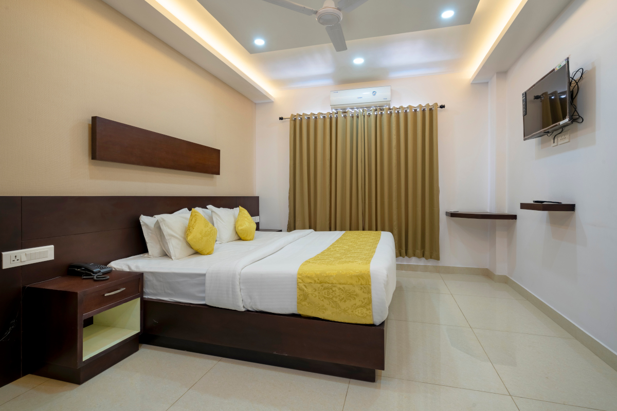 rooms in edappally
